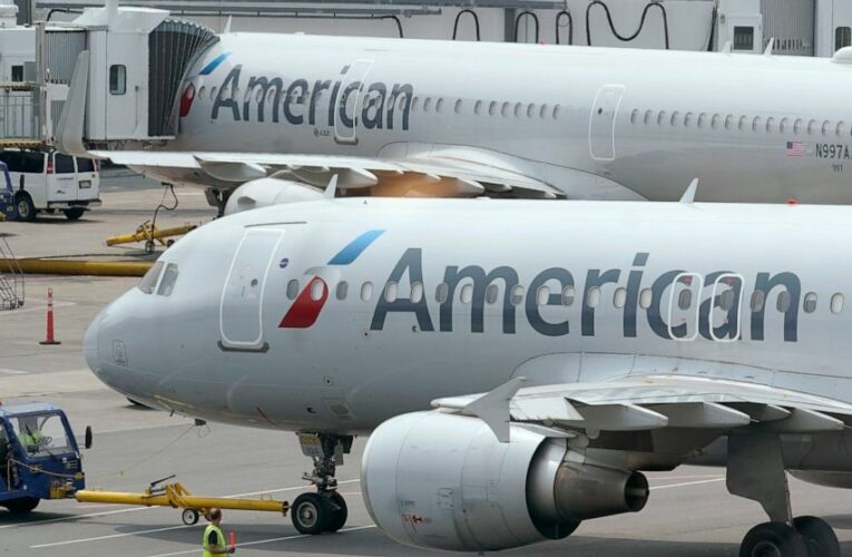 American Airlines reports $931 million fourth-quarter loss