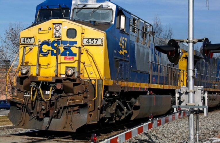 CSX railroad’s Q4 profit jumps 23% even though volume slips