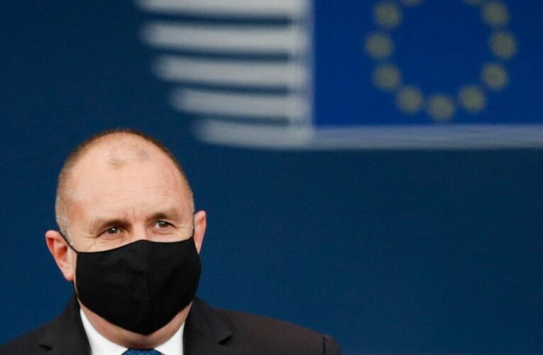 Bulgarian president takes oath of office for second term