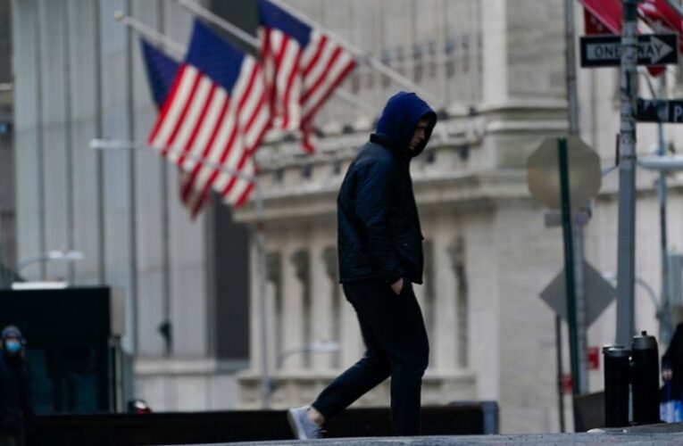 Stocks wobble on Wall Street as investors review earnings
