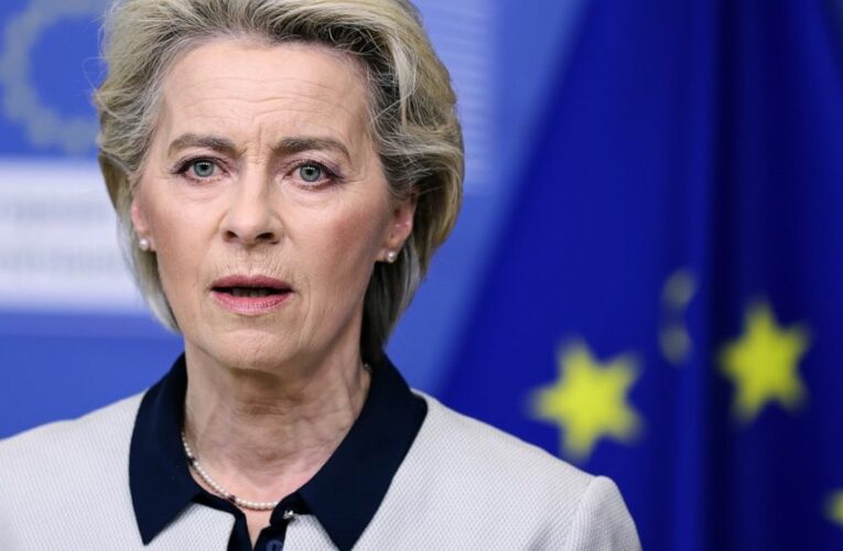 World expresses outrage, plans stronger Russia sanctions