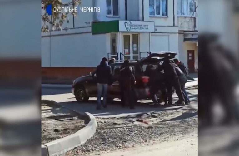 People in line for bread in Ukrainian city of Chernihiv killed by Russian shelling, regional official says