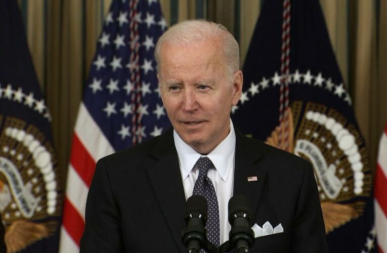 Reporters and Biden go back and forth over Putin remarks