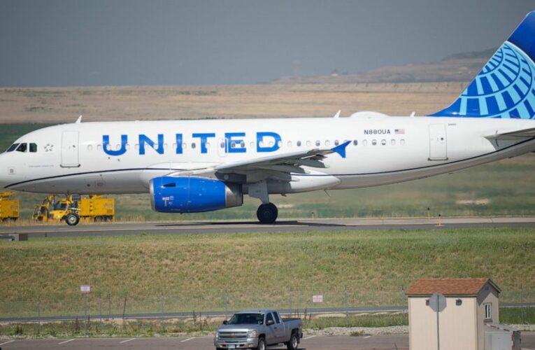 United Airlines to bring back workers idled over vaccination