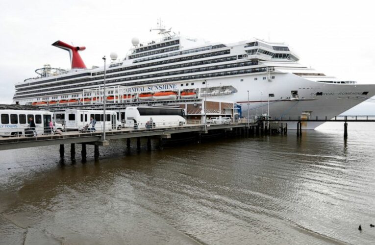 CDC drops COVID-19 health warning for cruise ship travelers