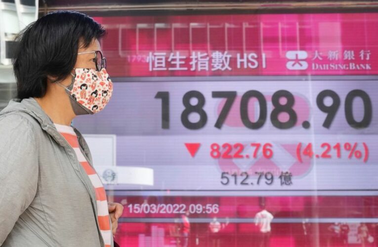 Stocks rise on Wall Street after oil prices tumble again