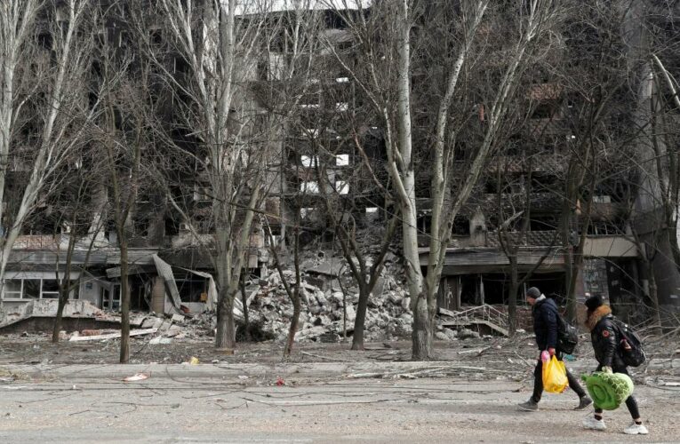 2,000 people fleeing Mariupol are on buses headed to a Ukrainian-held city. ‘Today we expect the arrival of a record number of Mariupol residents,’ official says.