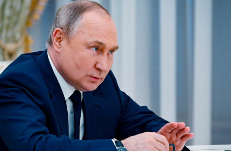 Poland, Bulgaria say Russia suspending natural gas supplies