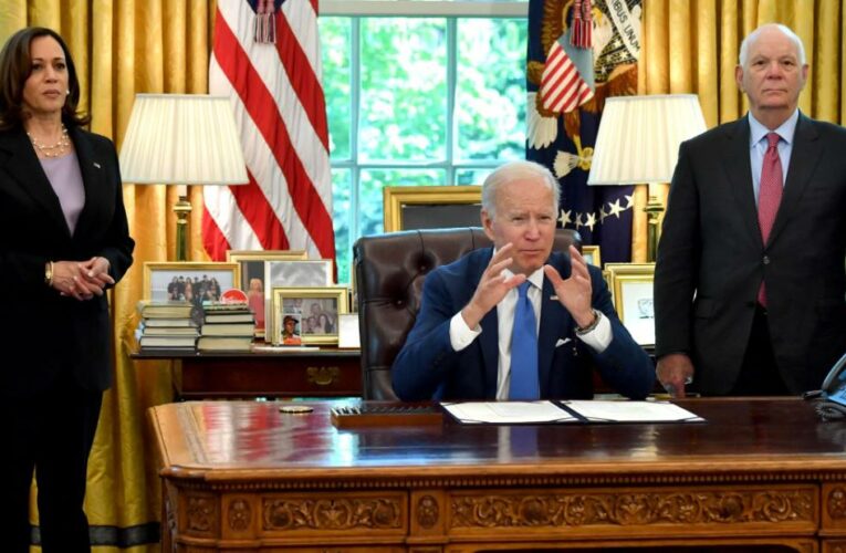 Help for Ukraine: Biden signs law aimed at streamlining US military aid