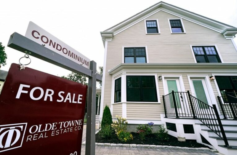 More buyers opt for adjustable-rate mortgages as rates rise