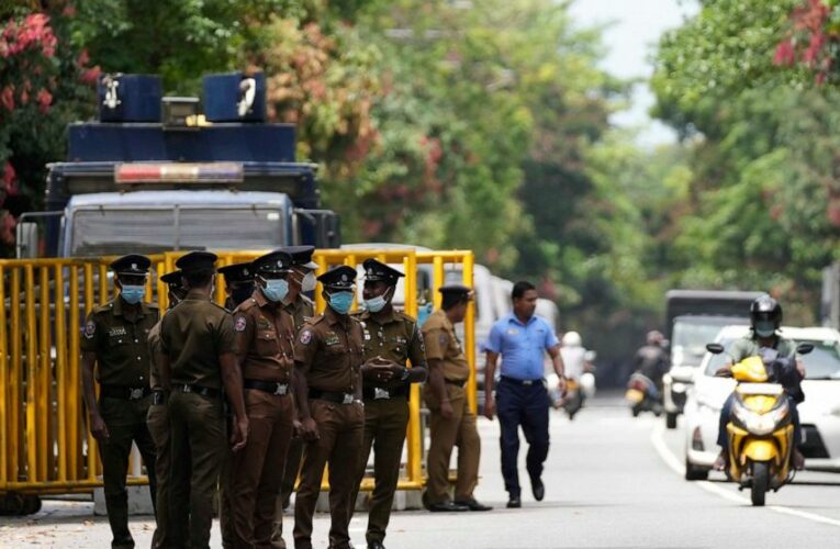 Censure vote vs Sri Lankan leader fails as crisis simmers