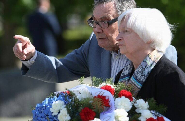 Yellen warns Europeans about working with China, urges unity