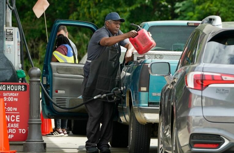 US consumer confidence slips in May