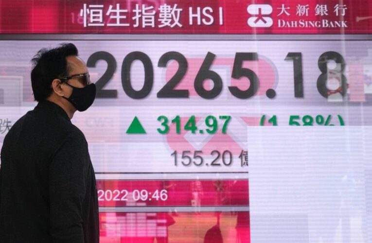 World shares advance despite losses on Wall Street