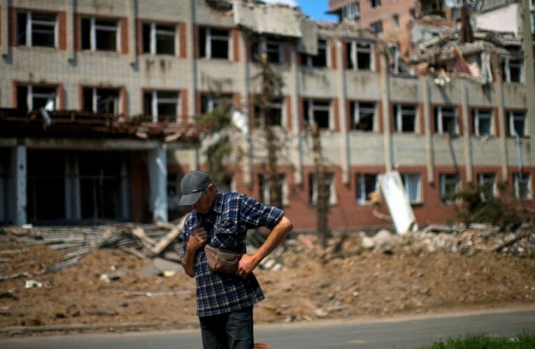 Ukraine: 6 civilians killed as Russia focuses fire in east