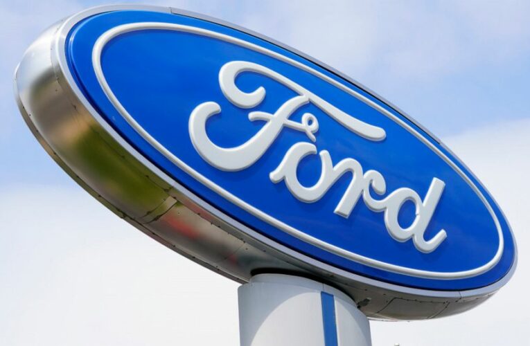 Park outdoors: Ford recalls SUVs due to engine fire risk