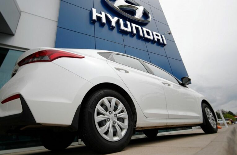 Hyundai recalls 239,000 cars for exploding seat belt parts