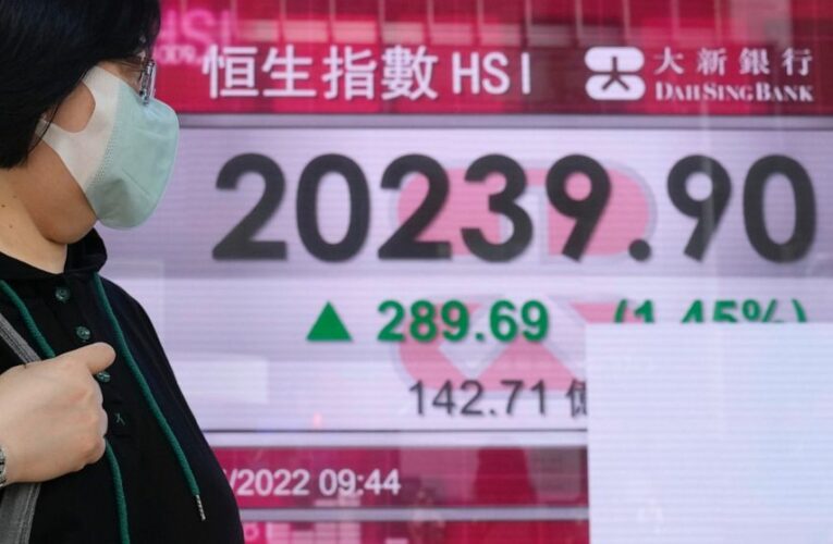 World shares advance despite losses on Wall Street