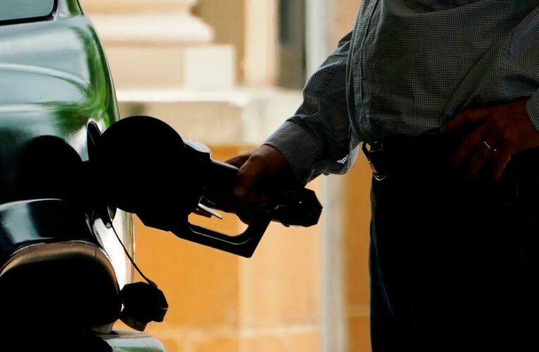 Analysis: Predicting a recession and a ‘hurricane’