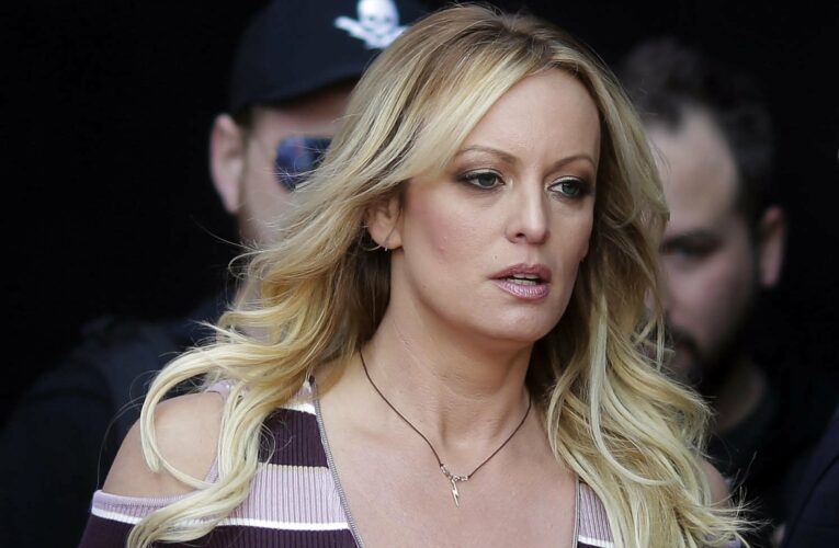 Stormy Daniels meets with prosecutors investigating Trump